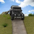 The Offroad Jeep Game Simulator delivers an authentic off-road driving experience, allowing players to explore genuine mountains, forests, and rocky trails.